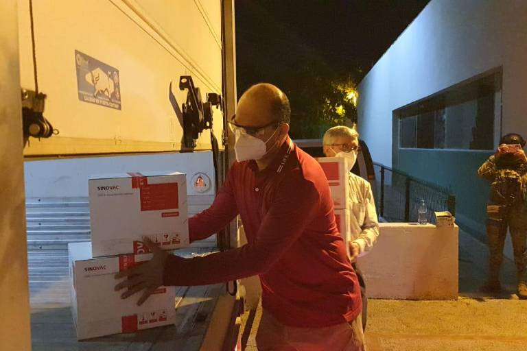 Ante desabasto, el Gobierno de Sinaloa gastará $50 millones en medicinas para pacientes de coronavirus