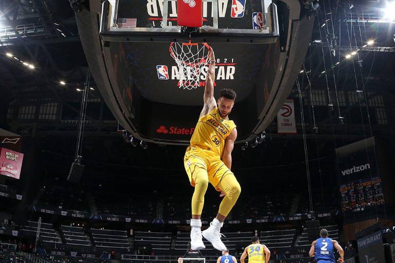 El Team LeBron se queda con una amplia victoria sobre el Team Durant