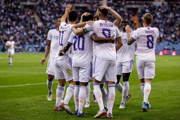 Real Madrid vence al Barcelona en tiempo extra para avanzar a la final de la Supercopa de España