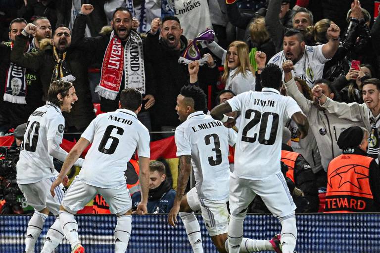 Real Madrid golea al Liverpool en Anfield