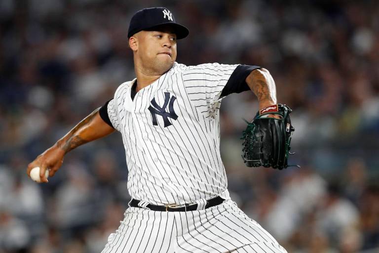 Frankie Montás se somete a una cirugía en el hombro derecho