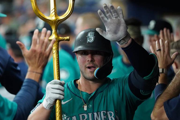 Seattle envía a Ty France a Cincinnati por Andruw Salcedo