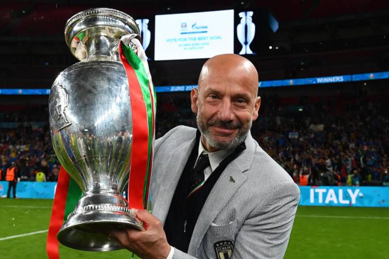 Muere Gianluca Vialli, leyenda del futbol italiano, a los 58 años