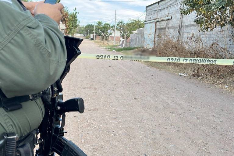 Encuentran cadáver atado de manos en el sector Real de Minas, en Culiacán