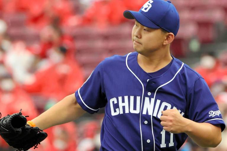 Nacionales acuerdan con el lanzador japonés Ogasawara por dos temporadas