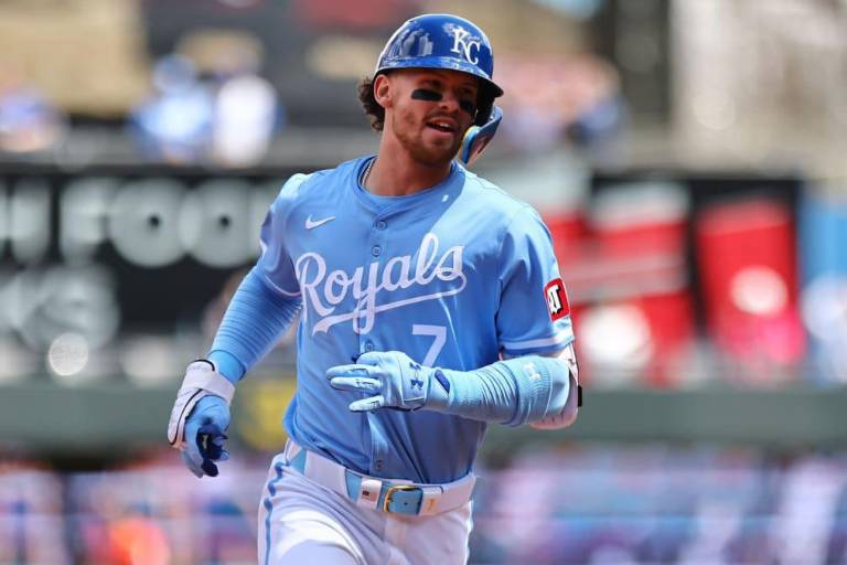 Reales ganan séptimo al hilo con contundente barrida sobre Astros