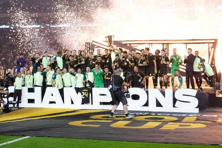 México es bicampeón de la Copa Oro: Jiménez y Álvarez sellan la décima corona ante EU