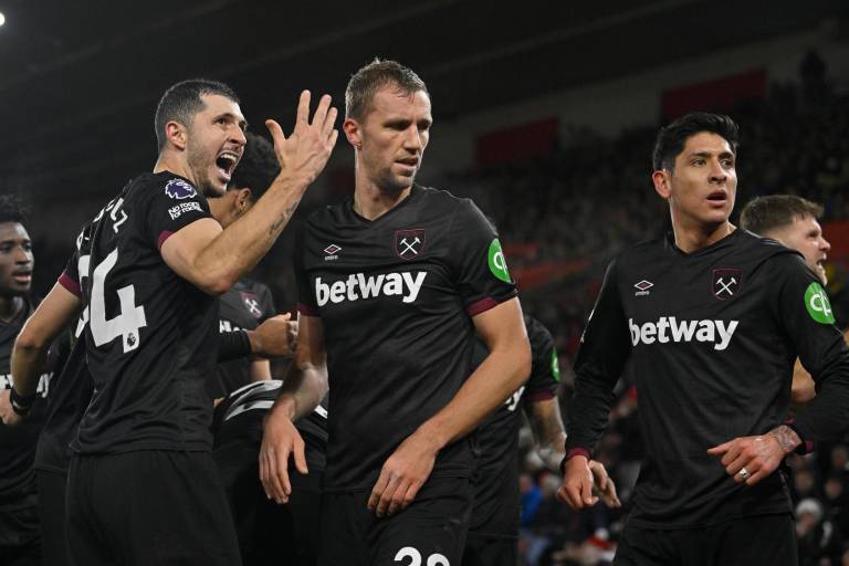 West Ham y Edson Álvarez, victoria clave en el Boxing Day ante Southampton