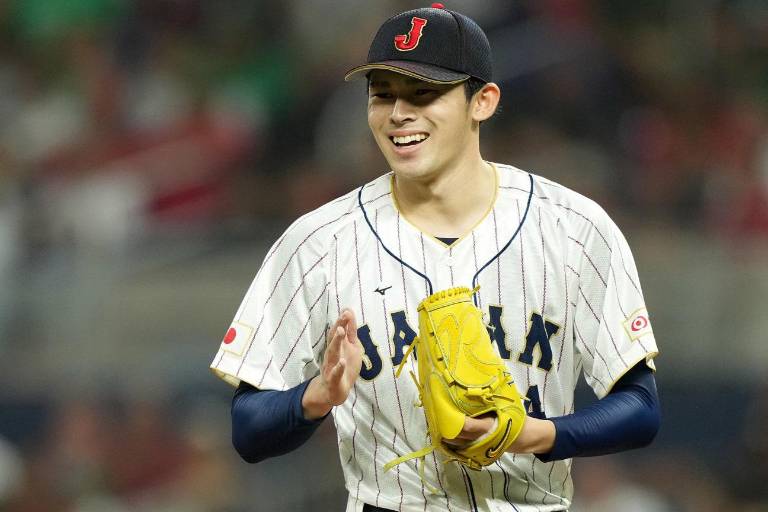 El as japonés Roki Sasaki va rumbo a las Grandes Ligas en el 2025