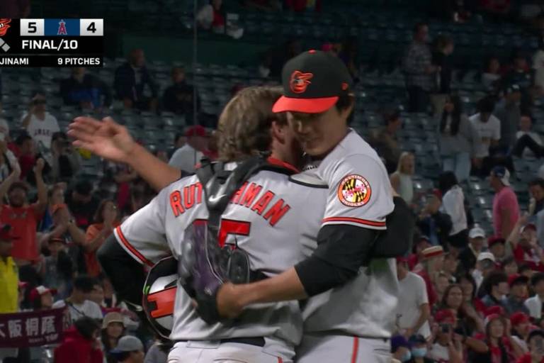 Mets firman al relevista Shintaro Fujinami por un año