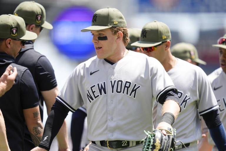 Sólido regreso de Severino guía a Yanquis en barrida de los Rojos