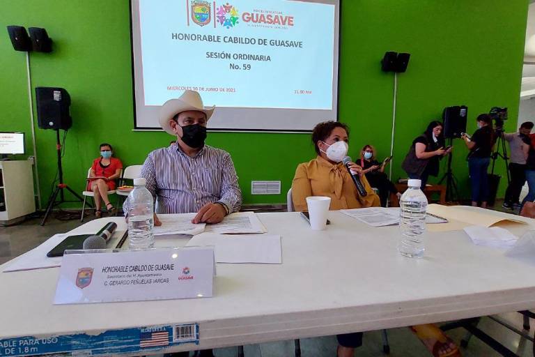 Exhibe Alcaldesa de Guasave reformas rezagadas del Cabildo