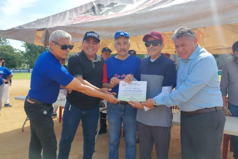 Inauguran Liga de Beisbol 65 y Mayores, en La Careada