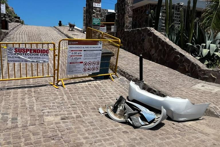 Tras los desprendimientos de rocas del Cerro del Crestón, ocurrido el lunes, este martes estuvo restringido el acceso al Faro.