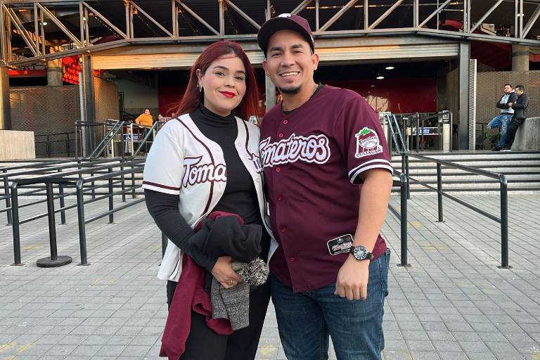 Disfruta la afición de una emocionante final de beisbol