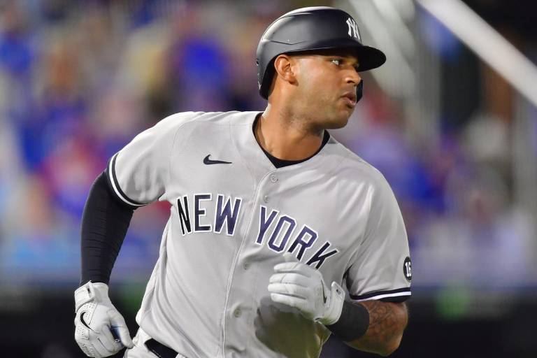 Aaron Hicks podría necesitar una cirugía