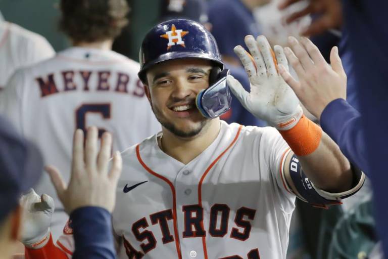 Yainer Díaz guía triunfo de Astros con dos jonrones ante Rockies