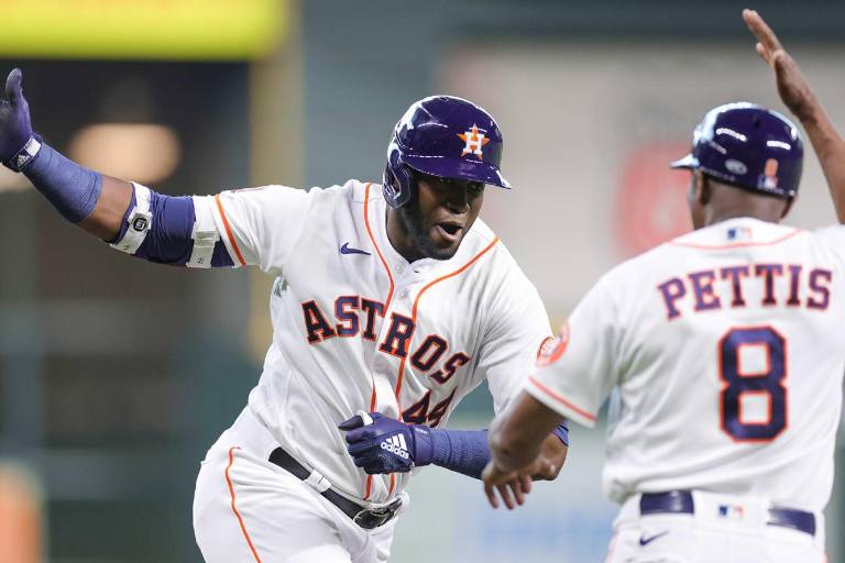 Yordan Álvarez es inhabilitado por los Astros de Houston