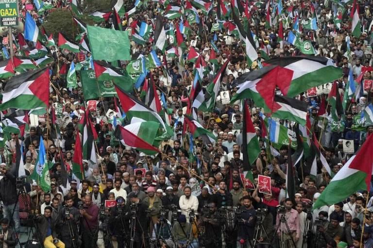 Activistas de 50 países llegaron a Egipto para protestar contra el genocidio; fueron recibidos con represión