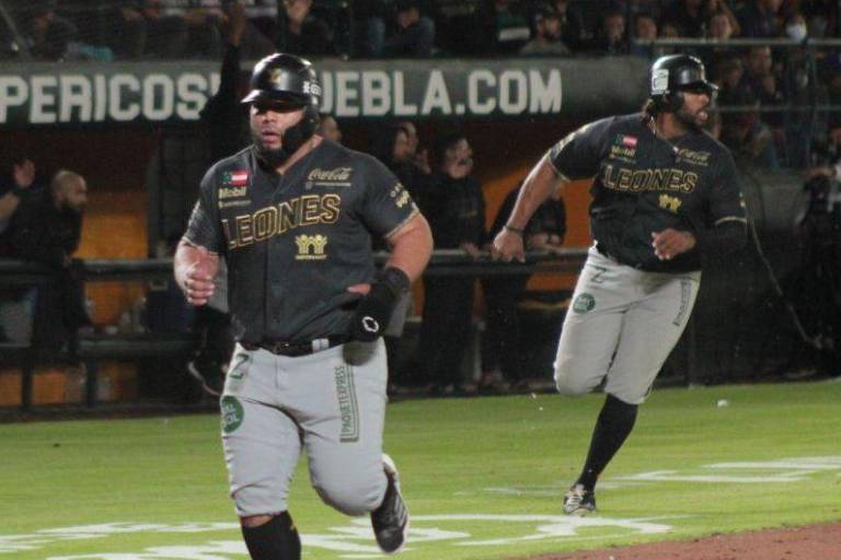 Leones de Yucatán sufren intento de robo en carretera; balean camión donde viajaban