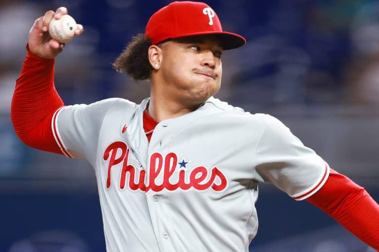 Filis se imponen a Marlins detrás de sólida apertura de Taijuan Walker