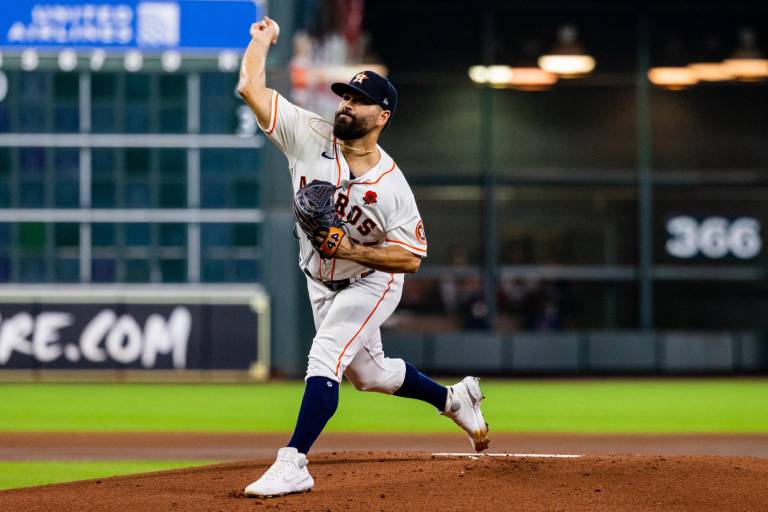 José Urquidy regresa de la lista de lesionados con sólida apertura ante Medias Rojas
