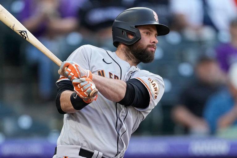 Azulejos oficializa pacto por un año con Brandon Belt