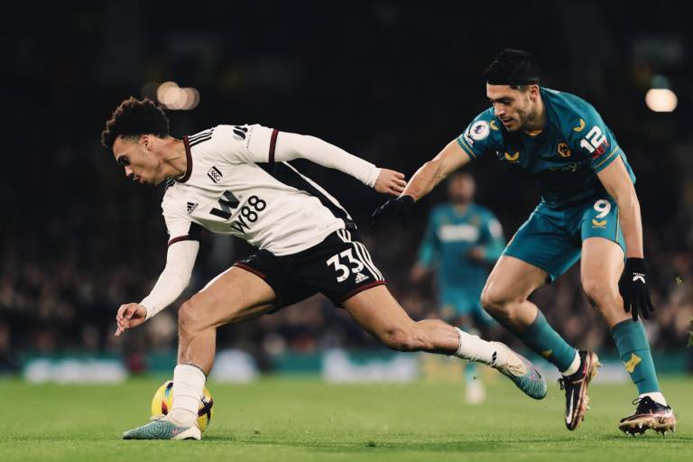 Raúl Jiménez asiste en empate de Wolves ante Fulham