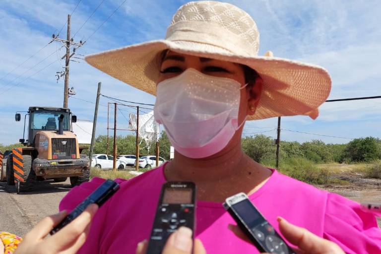 Novia del hijo de la Alcaldesa provisional de Guasave, entre las nuevas sindicalizadas del Ayuntamiento