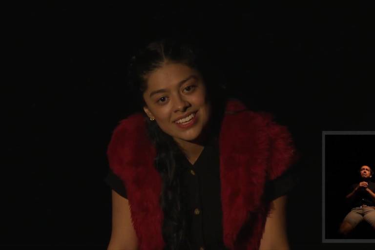 Ríen, juegan y se divierten con ‘Tonta’ en el Festival de Monólogos