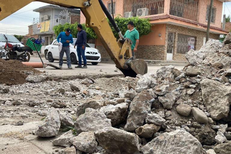 Por tema de salud, repondrán tubería en calle 5 de febrero en la Colonia Esperanza