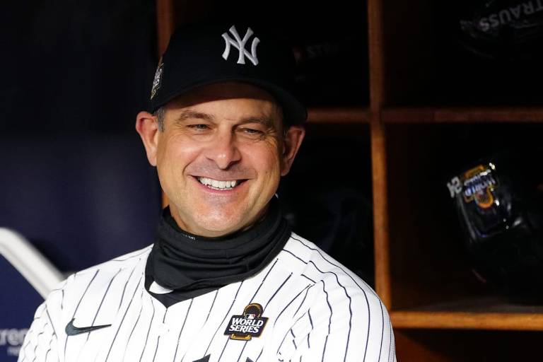 Yanquis le dan extensión hasta el 2027 al mánager Aaron Boone