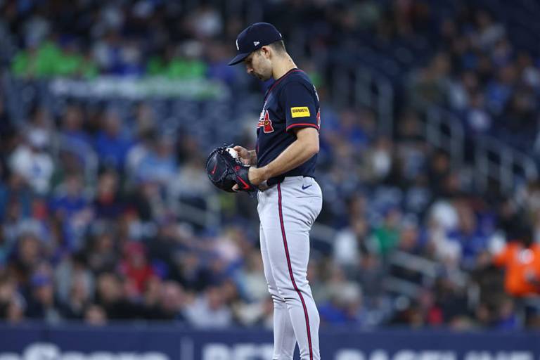 Spencer Strider vuelve a la lista de lesionados al sufrir un tirón de corva