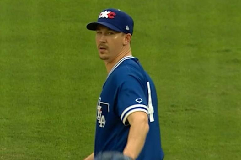 El derecho Walker Buehler abrirá por los Dodgers el lunes