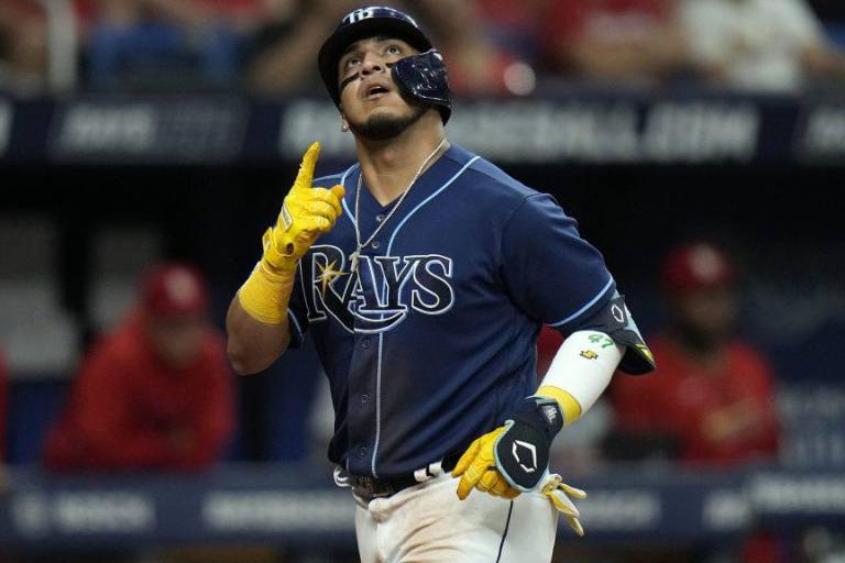 Mexicano Isaac Paredes da jonrón 22 para liderar a Rays, que vence a Cardenales