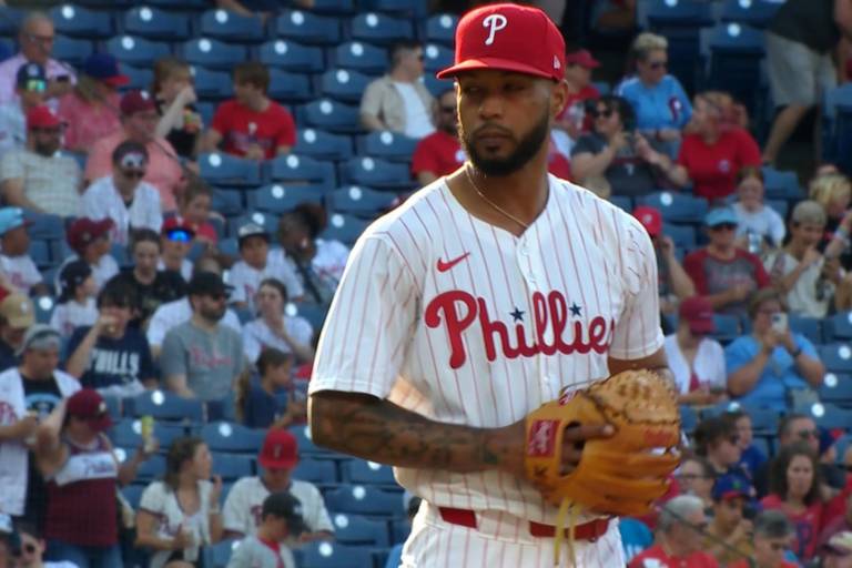 Cristopher Sánchez acuerda extensión de contrato por cuatro años con los Filis