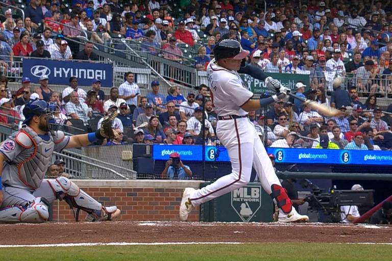 Bravos logra levantarse y asegura pase a playoffs en el último juego de la temporada