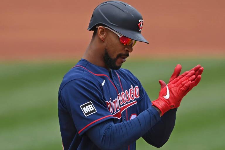 Mellizos ofrecen extensión a Byron Buxton