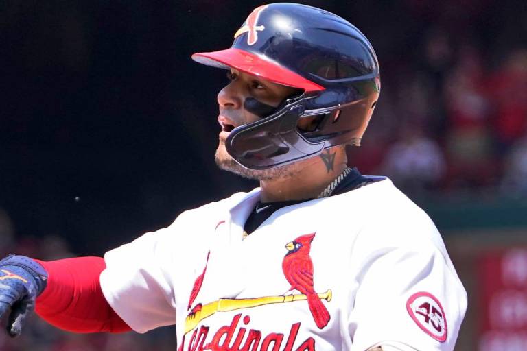 Yadier Molina, uno de los mejores receptores de la historia, anuncia su retiro tras la campaña 2022
