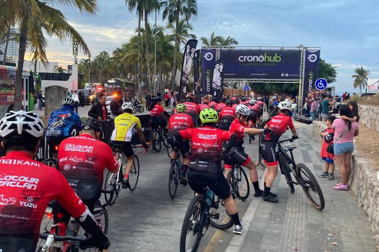 Pedalistas de todo el mundo acuden a Ciclotour Mazatlán 2024