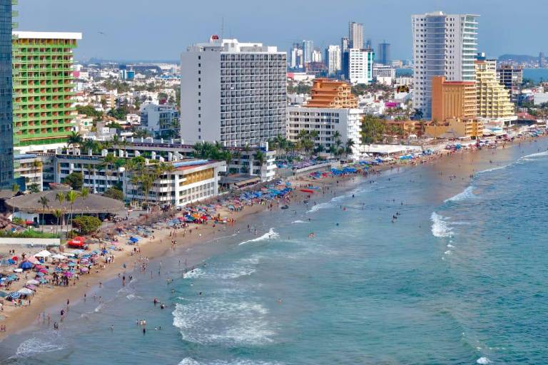 Destaca Rocha Moya que EU considere a Mazatlán y Ahome como destinos seguros