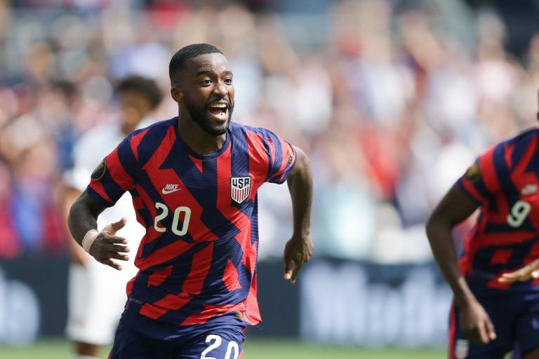 Estados Unidos sorprende a Canadá y se queda con el liderato del Grupo B de Copa Oro