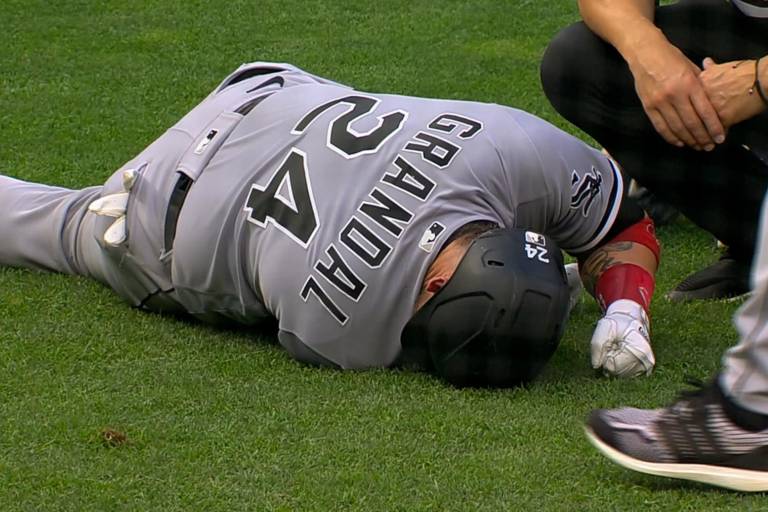 Grandal inhabilitado y ya fue operado