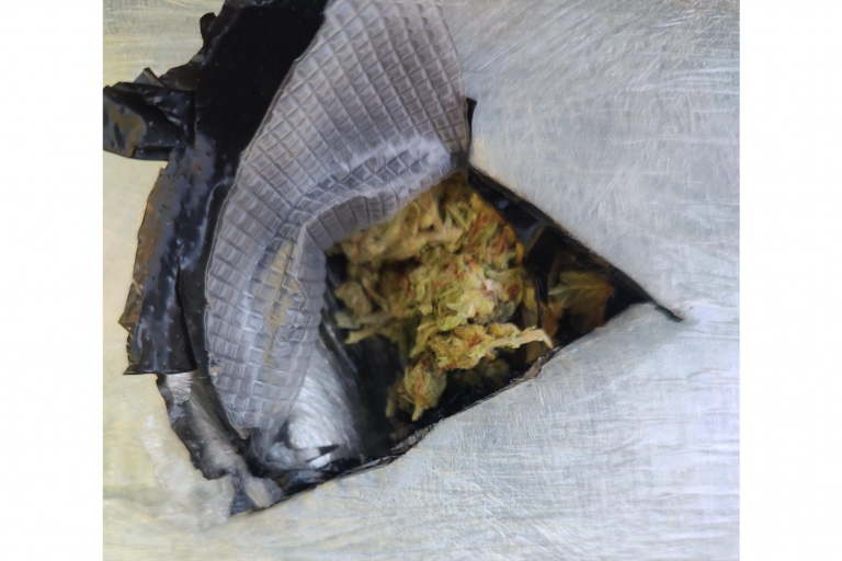 Decomisa Guardia Nacional paquetes y cigarros de mariguana en Culiacán