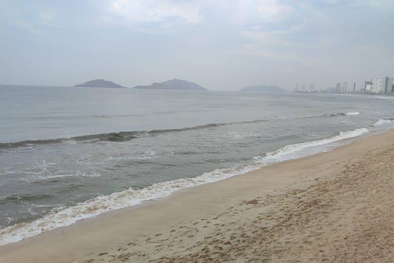 De la recompensa de la DEA, del socavón en Culiacán y de Rocha Moya, de las noticias para esta mañana