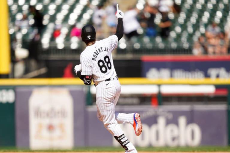 Jonrón de Robert y sólido bullpen aseguran blanqueada sobre Bravos