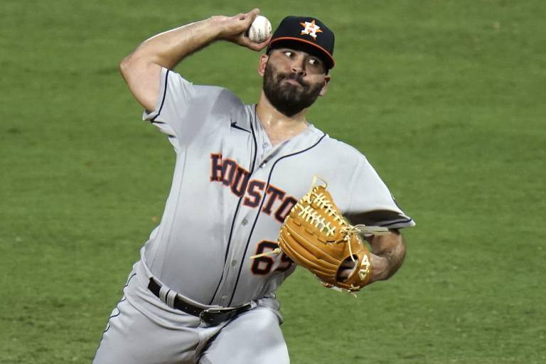 José Urquidy busca una segunda opinión médica