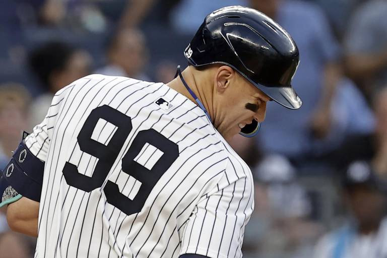 Judge fuera de la alineación de Yanquis un día después del bolazo en la mano