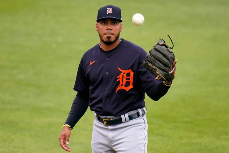 Isaac Paredes es ascendido a los Tigres de Detroit, en las mayores