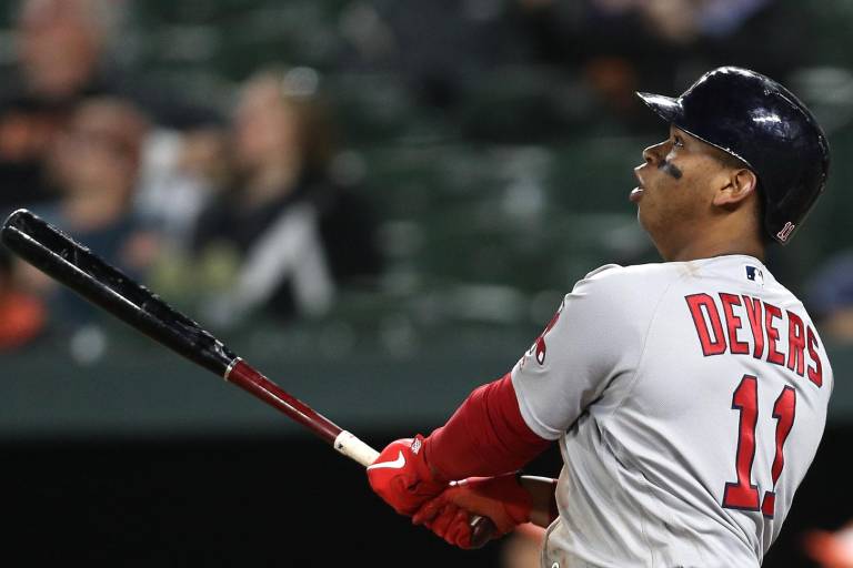 Bate de Rafael Devers impulsó a Boston sobre Detroit